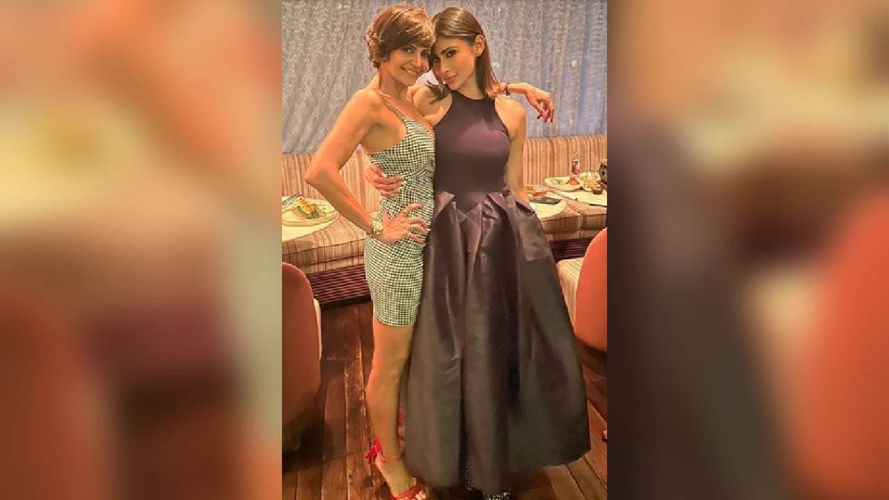 Mouni Roy's b'day wish for Mandira Bedi: 'May you be blessed with love, joy, cheer'