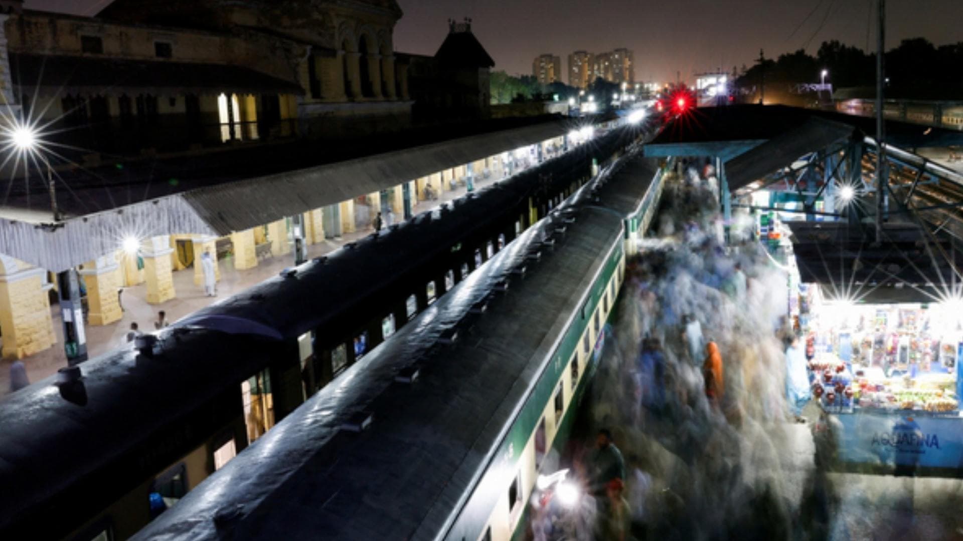 Pakistan: 19 killed, 55 Injured Over Resisting Robberies During Ramzan