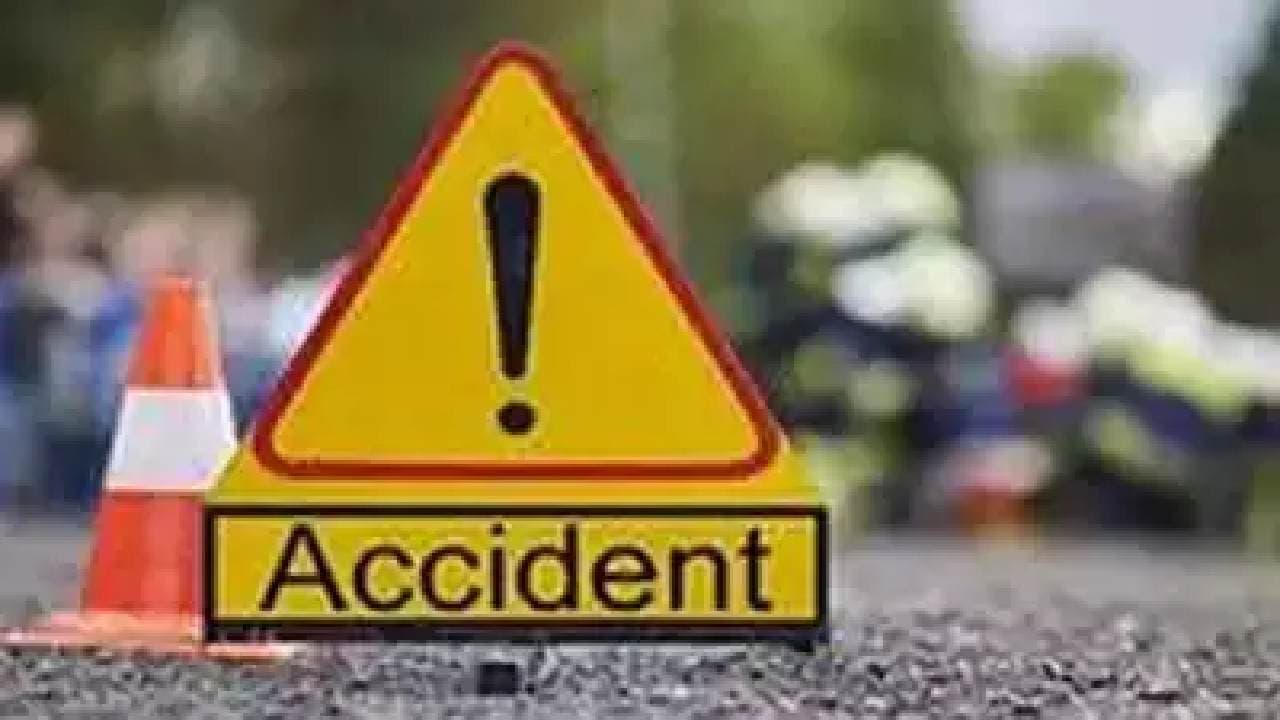Balangir: Man Dead, Wife Critical Alongwith 3 Others In Bikes Collision