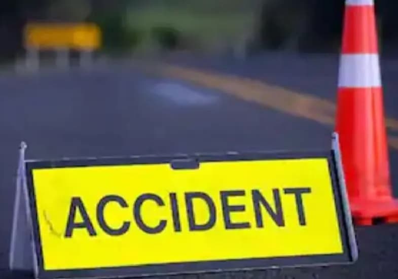 Heart-wrenching scene at accident spot in Hyderabad