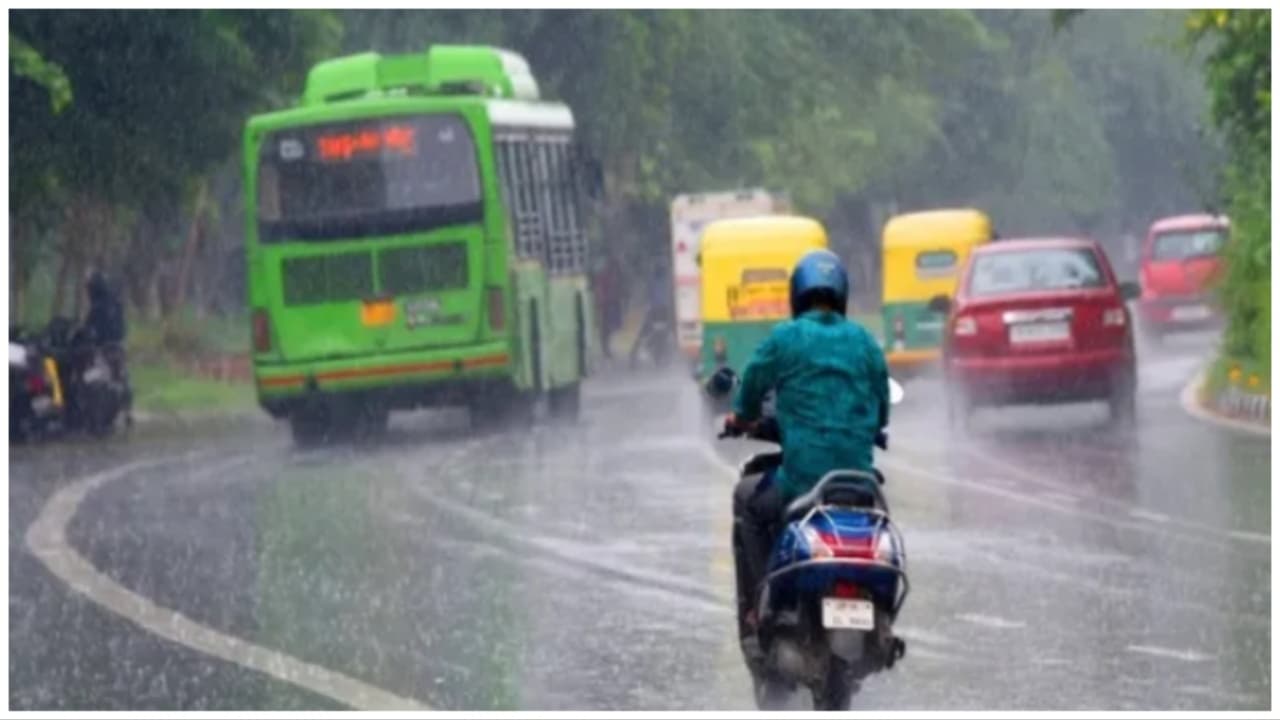 Low Pressure Area Likely To Form Over BoB In Next 24 Hours; IMD Issues Yellow Warning