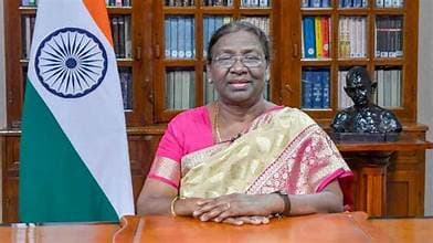President Murmu Arrives In Bhubaneswar, To Attend Boita Bandana Utsav At Paradip Tomorrow