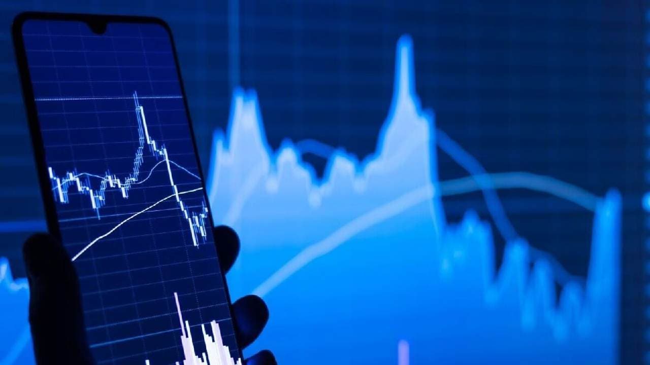 All eyes fixed on fastest-growing India as it pips Hong Kong to become 4th-largest stock market