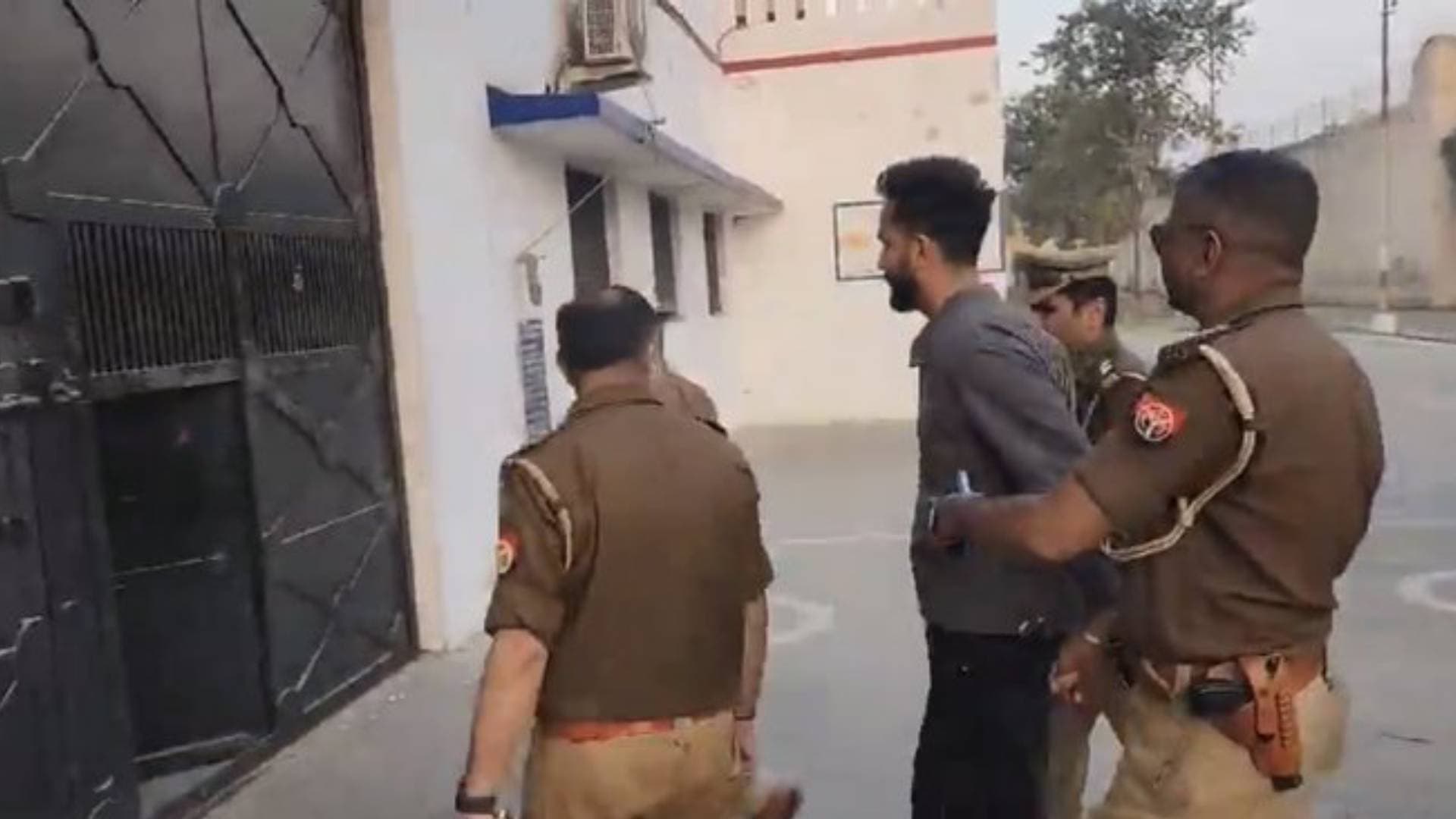Bigg Boss Fame Elvish Yadav Sent To 14-Day Judicial Custody In Snake Venom Case