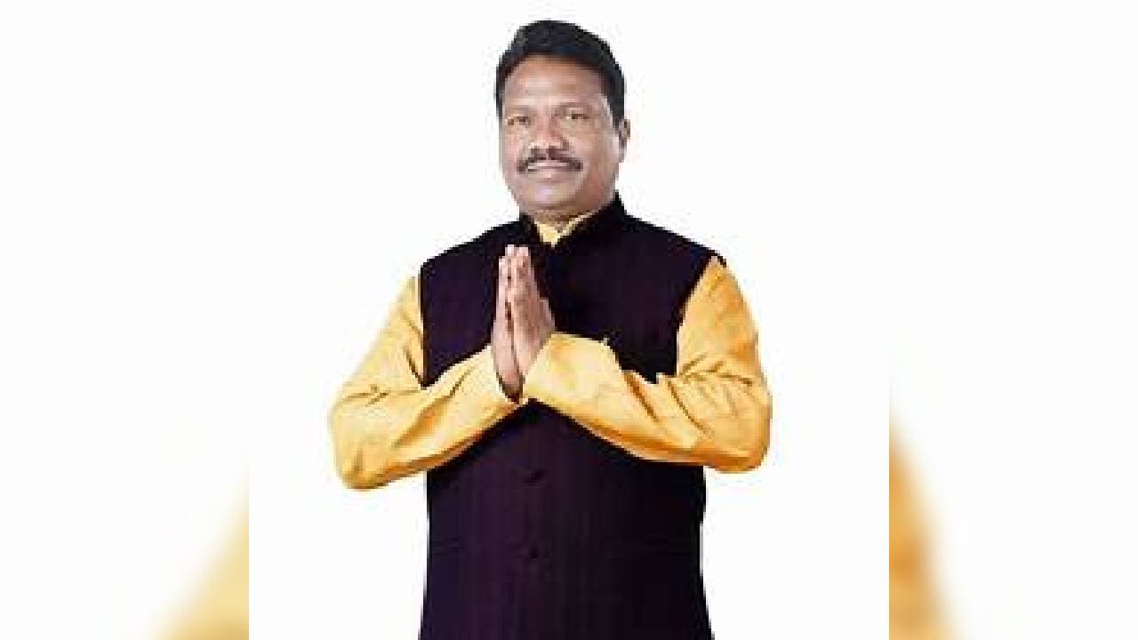 Rabi Narayan Slams Pranab Over His Kuchinda Growth Remarks