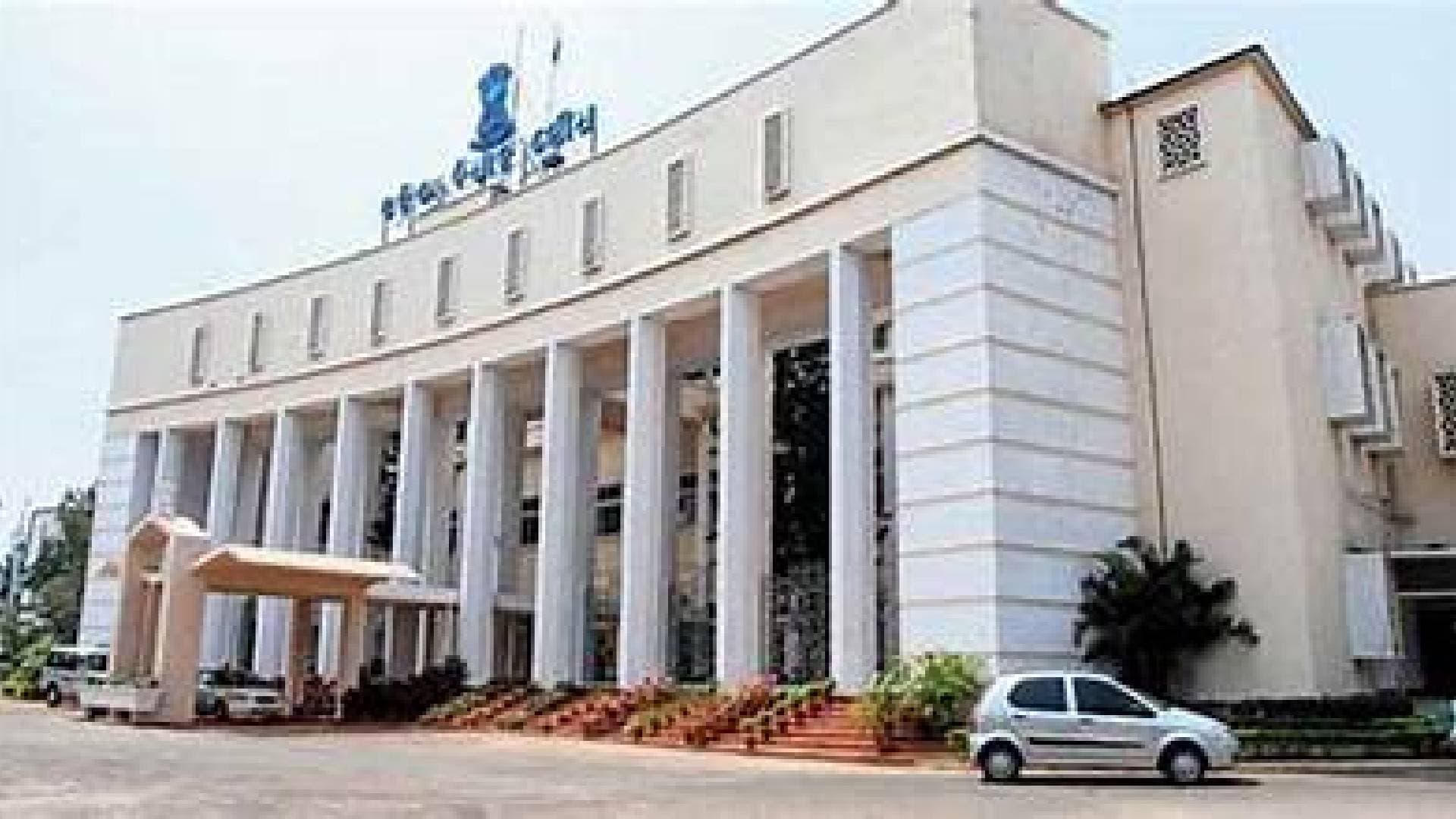 Odisha Assembly Adjourned For One Hour As Congress Demands Students' Union Polls