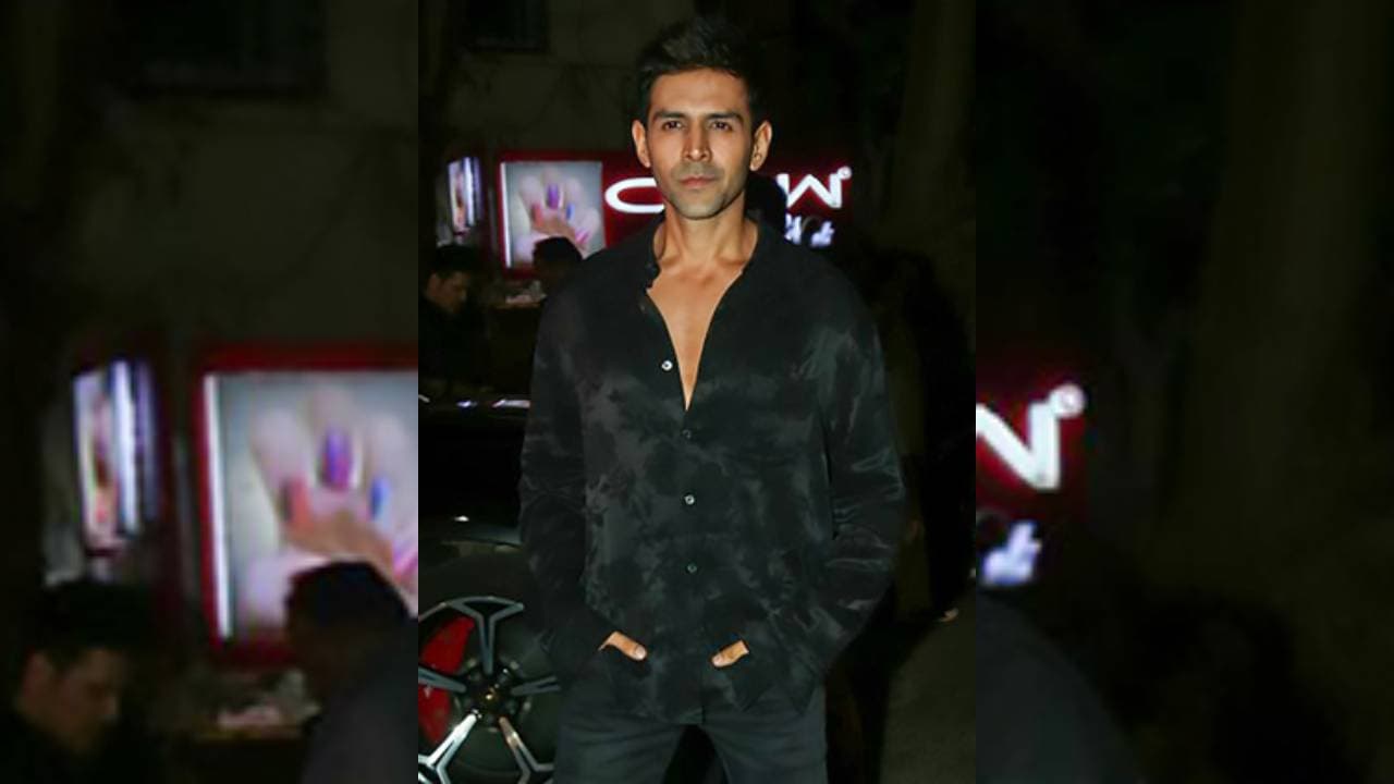 Kartik Aaryan Fans Break Barricade, Fall On Each Other At Event To Meet Star