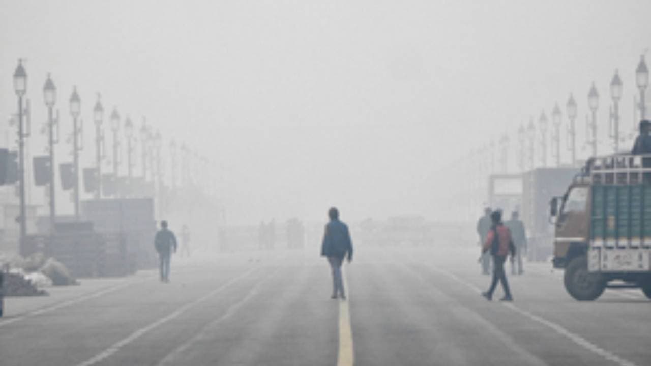 At 3.3 Degrees, Delhi Records Season's Coldest Morning